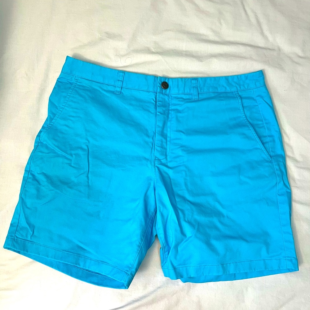 Bonobos Men’s bright blue shorts. 36 inch waist and 7 inch inseam. Never worn.